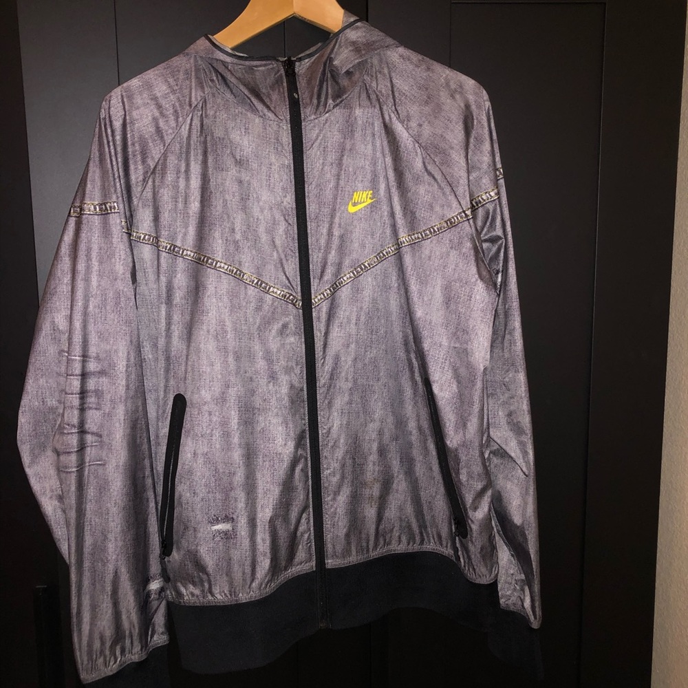 Used Nike NSW blue denim. Windbreaker